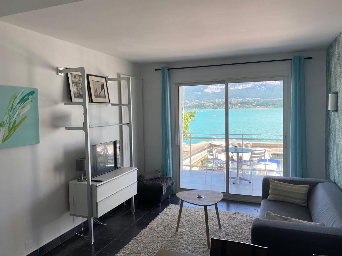 Echappee Belle Au Bord Du Lac เลอบูร์เฌ-ดู-ลัค ภายนอก รูปภาพ