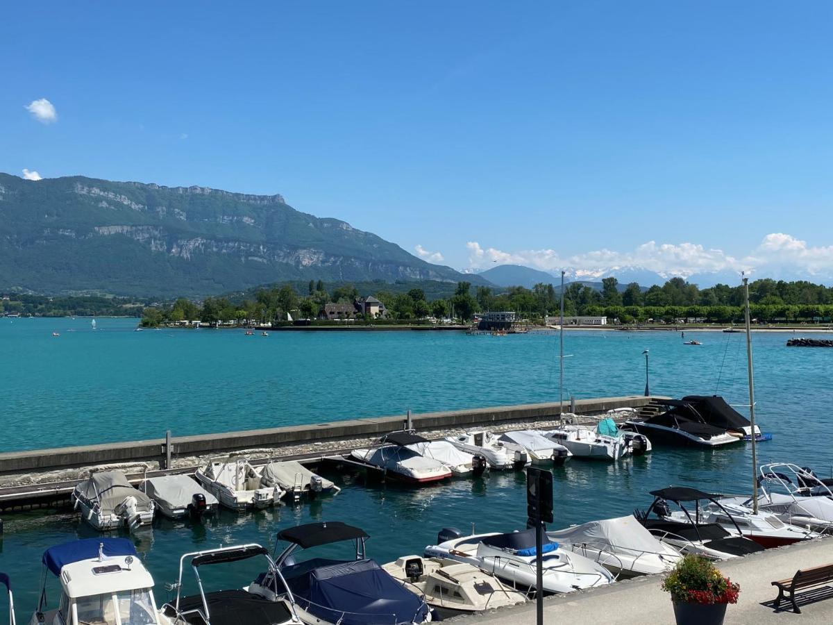 Echappee Belle Au Bord Du Lac เลอบูร์เฌ-ดู-ลัค ภายนอก รูปภาพ