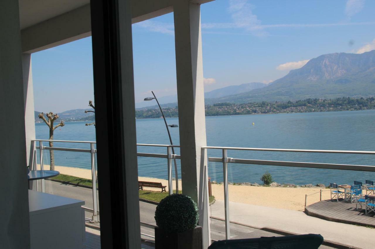 Echappee Belle Au Bord Du Lac เลอบูร์เฌ-ดู-ลัค ภายนอก รูปภาพ